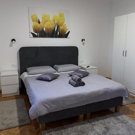 פלוצ'ה Apartment & Rooms - Marina מראה חיצוני תמונה